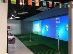 這個暑假又有新玩法，來一場與眾不同的室內高爾夫